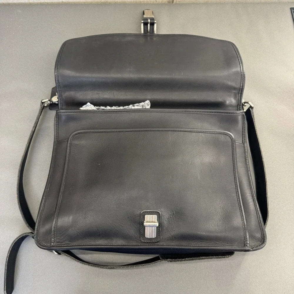 Vintage Coach Black Leather Briefcase Bag with Shoulder Strap & Key
